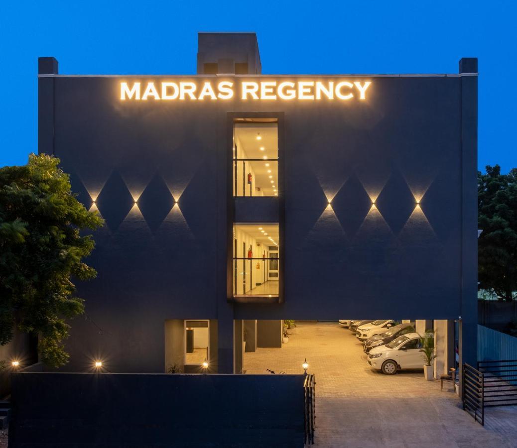 Madras Regency Ξενοδοχείο Εξωτερικό φωτογραφία